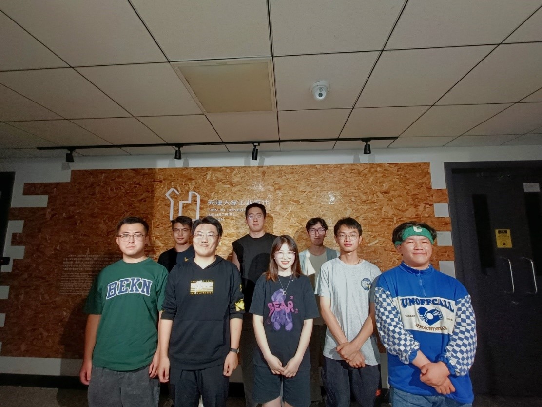 宣传组合照.jpg 宣传组合照.jpg